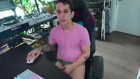 Pierre Fitch online show from 01/10/26, 06:42