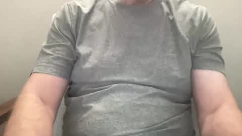 Snapshot of pika128689 chatting on 10/19/25, 06:41 pika128689 online show from 10/19/25, 06:41