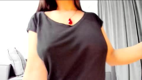 Snapshot of pikanikaah chatting on 12/11/24, 01:26 PikaNikaAh online show from 12/11/24, 01:26