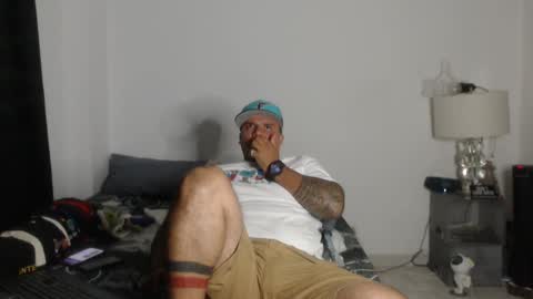 Snapshot of pikoro_gomez chatting on 12/11/24, 04:39 pikoro_gomez online show from 12/11/24, 04:39