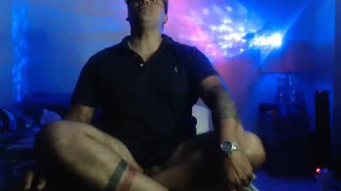 Snapshot of pikoro_gomez chatting on 12/18/24, 06:32 pikoro_gomez online show from 12/18/24, 06:32