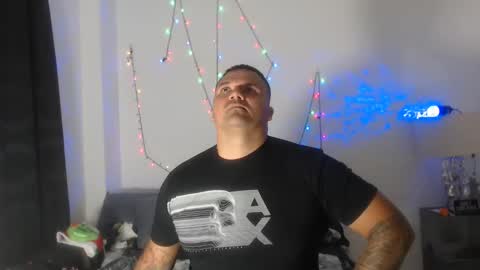 Snapshot of pikoro_gomez chatting on 12/26/24, 01:18 pikoro_gomez online show from 12/26/24, 01:18