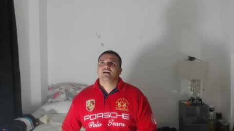 Snapshot of pikoro_gomez chatting on 01/10/25, 01:10 pikoro_gomez online show from 01/10/25, 01:10