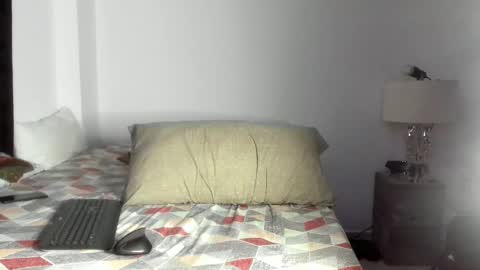 Snapshot of pikoro_gomez chatting on 09/18/25, 02:02 pikoro_gomez online show from 09/18/25, 02:02