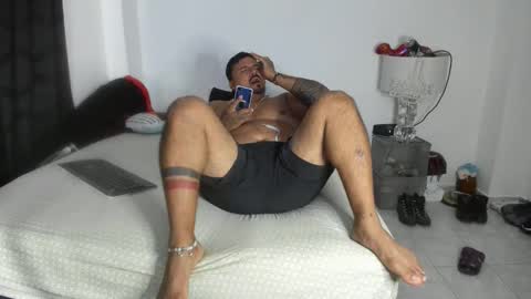 Snapshot of pikoro_gomez chatting on 05/05/26, 12:40 pikoro_gomez online show from 05/05/26, 12:40