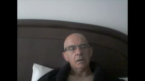 pikuz47 online show from 03/18/26, 07:44