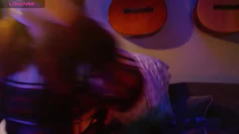 PilloGoddess online show from 12/23/25, 04:21