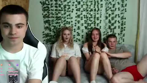 Snapshot of pillow_talkk chatting on 07/29/26, 08:51 Adam Alaria Alice Alex online show from 07/29/26, 08:51
