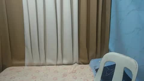 Dhalia online show from 12/23/25, 01:47