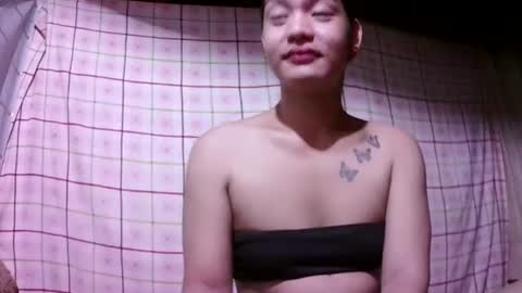 Snapshot of pinay_janella10 chatting on 06/29/26, 04:29 pinay_janella10 online show from 06/29/26, 04:29