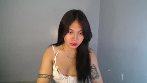 Jen online show from 10/12/25, 02:10