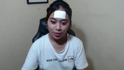Snapshot of pinay_shinexxx chatting on 04/20/26, 06:05 pinay_shinexxx online show from 04/20/26, 06:05
