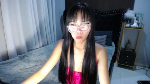 Snapshot of pinay_slutx chatting on 03/06/25, 02:18 dee online show from 03/06/25, 02:18