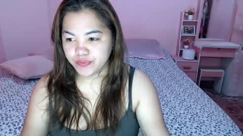 Snapshot of pinay_sweetheartx chatting on 08/05/26, 12:57 pinay_sweetheartx online show from 08/05/26, 12:57