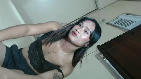 Snapshot of pinay_victoriaxxx chatting on 05/23/26, 07:35 Iam Victoria online show from 05/23/26, 07:35