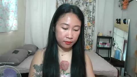 Snapshot of pinayhotty_yumie chatting on 06/13/26, 11:02 yumie online show from 06/13/26, 11:02
