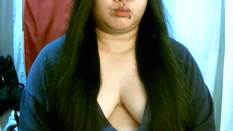 pinayjona online show from 10/27/25, 11:47