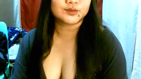 pinayjona online show from 10/29/25, 10:06