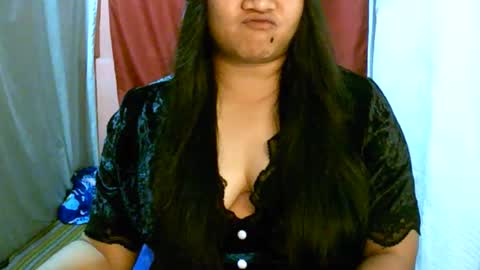 Snapshot of pinayjona chatting on 04/23/26, 10:25 pinayjona online show from 04/23/26, 10:25