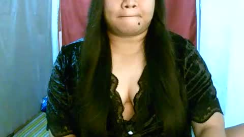 Snapshot of pinayjona chatting on 04/25/26, 11:35 pinayjona online show from 04/25/26, 11:35