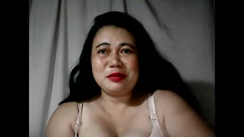 pinaymama12345 online show from 09/14/25, 10:42