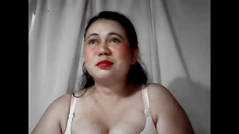 pinaymama12345 online show from 12/01/25, 11:43