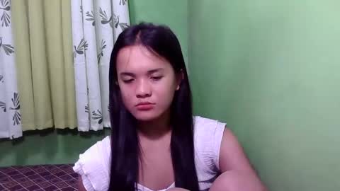 pinaymorena_rhowe online show from 12/03/24, 02:38