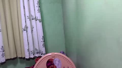 pinaymorena_rhowe online show from 12/04/24, 06:33