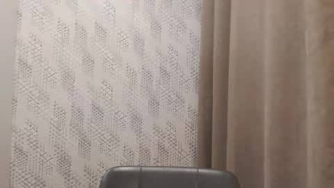       online show from 02/03/25, 05:46