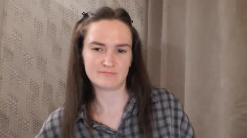       online show from 02/12/25, 06:51