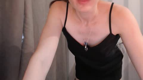       online show from 09/12/25, 12:05