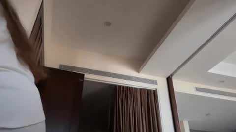 Susie online show from 12/18/25, 02:17