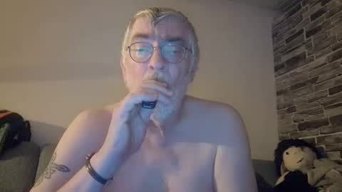 Michael online show from 12/21/25, 07:10