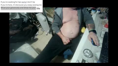 pini_z online show from 01/15/25, 05:37