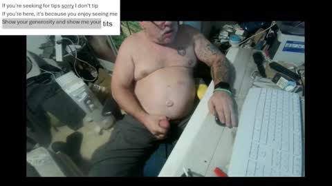 pini_z online show from 01/21/25, 08:21