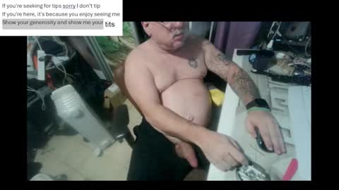 pini_z online show from 02/23/25, 08:55