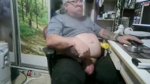 Snapshot of pini_z chatting on 03/20/26, 12:43 pini_z online show from 03/20/26, 12:43