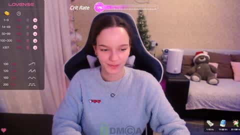 Snapshot of pink__sun chatting on 12/04/24, 12:36 Stephanie online show from 12/04/24, 12:36