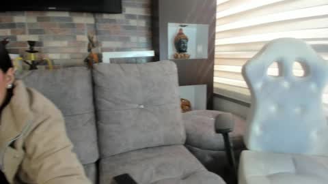 Snapshot of pink_as chatting on 09/17/25, 01:02 pink_as online show from 09/17/25, 01:02