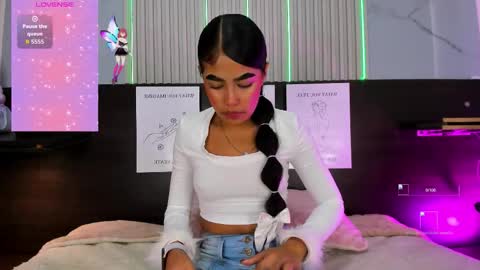 Snapshot of pink_as chatting on 09/19/25, 01:01 pink_as online show from 09/19/25, 01:01