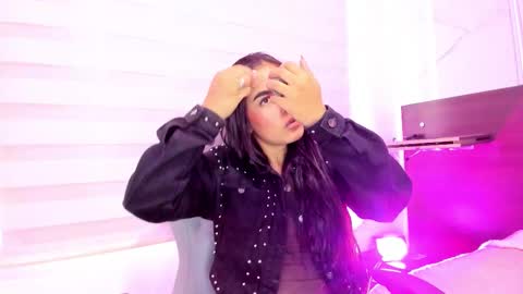 Snapshot of pink_as chatting on 10/01/25, 01:39 pink_as online show from 10/01/25, 01:39