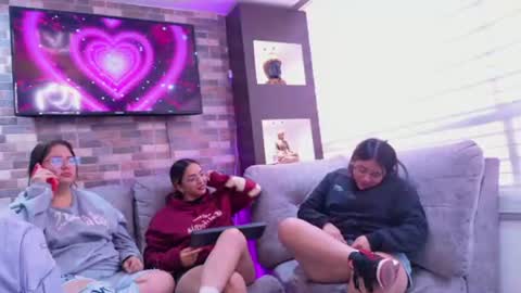 Snapshot of pink_as chatting on 06/24/26, 07:13 pink_as online show from 06/24/26, 07:13