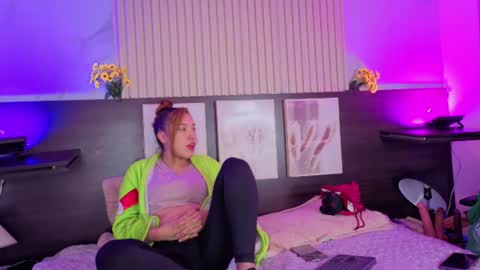 Snapshot of pink_as chatting on 07/09/26, 01:53 pink_as online show from 07/09/26, 01:53