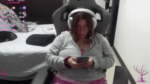 Kitty online show from 12/17/25, 11:11