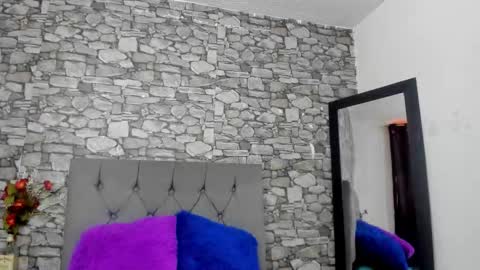 pink_lemonade7 online show from 01/05/26, 07:28