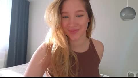   online show from 10/12/25, 03:05