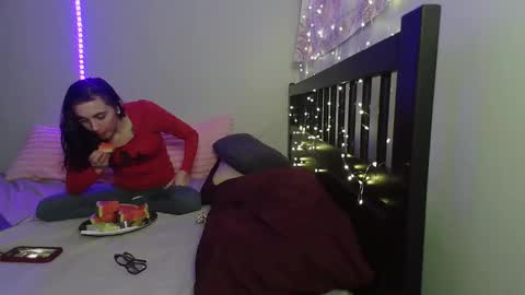 pink_tv online show from 01/13/26, 02:39