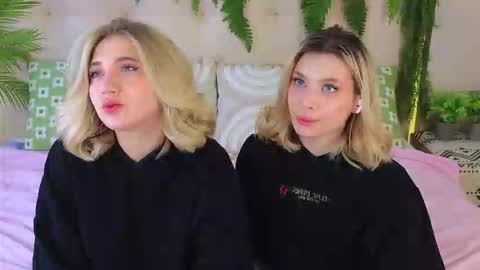 Adele online show from 10/20/25, 09:32