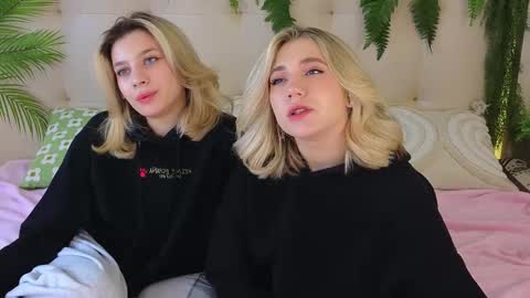 Adele online show from 10/21/25, 09:10