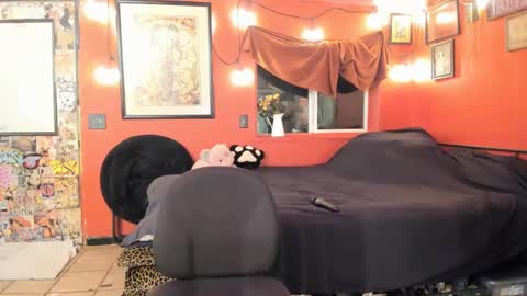 Virginity smiles online show from 01/31/25, 09:05